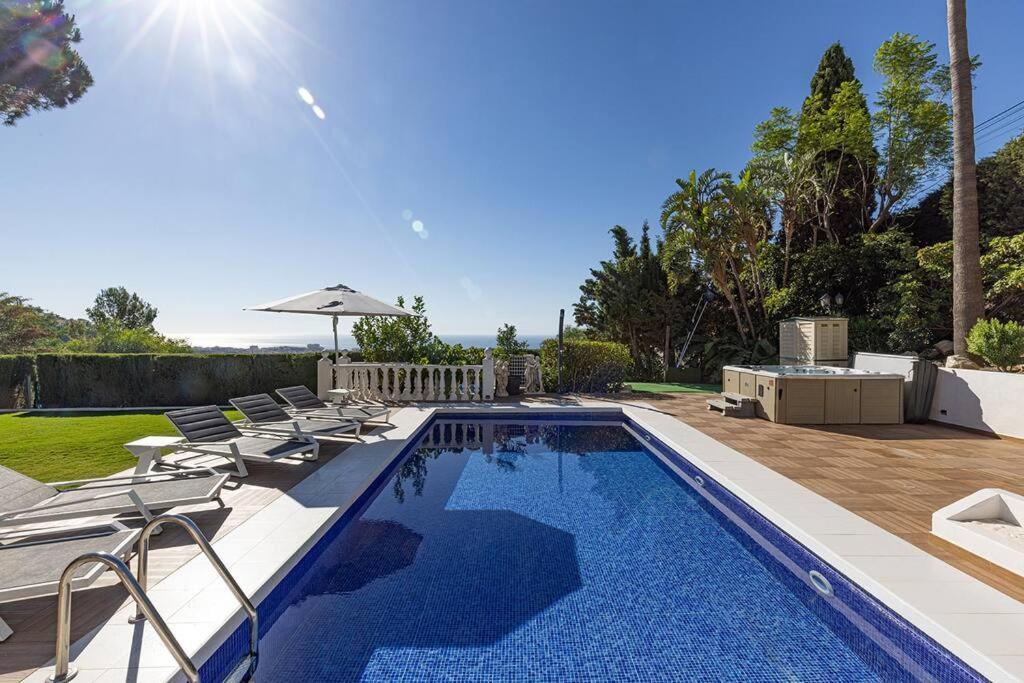 Luxury With Beautiful Sea View & Jacuzzi * Benalmadena