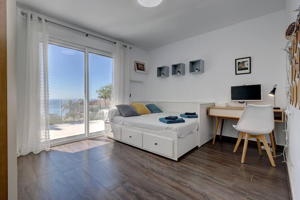 Luxury With Beautiful Sea View & Jacuzzi